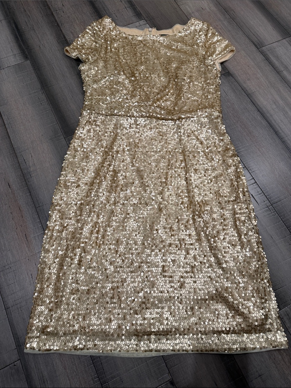 Adrianna Papell Gold Sequin Short Sleeve Cocktail Dress